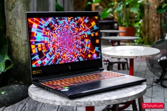Acer Nitro V16 Ryzen7 / 16GB RAM / RTX 4060