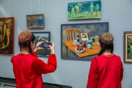 В Ашхабаде открылась персональная выставка художника-импрессиониста Шагылыча Атаева
