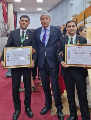 Ýaş türkmenistanlylar TÜRKSOÝ-nyň ýaş şahyrlarynyň halkara bäsleşiginiň lauriaty boldular