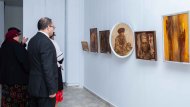 Dawid Aruşaýansyň suratlarynyň sergisinden fotoreportaž