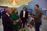 Фоторепортаж: В Туркменабате прошла национальная выставка узбекских товаров