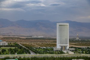 Биржа Туркменистана заключила сделки по газу с предпринимателями из ОАЭ