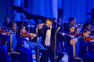 Aşgabatda Şarl Aznawuryň 100 ýyllygyna bagyşlanan baýramçylyk konserti geçirildi (FOTO)