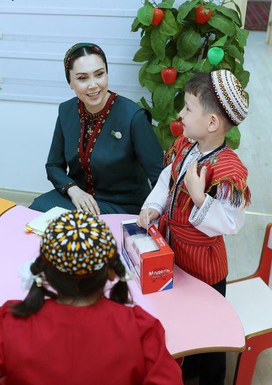 Haýyr-sahawat gaznasynyň bejeriş işleri boýunça wise-prezidenti Ahal welaýatyna iş saparyny amala aşyrdy