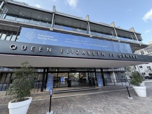 Türkmenistan heyeti, Londra'daki Dünya Eğitim Forumu'na katıldı