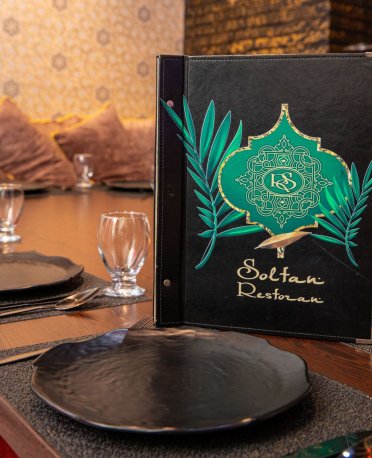 «Soltan» restorany islendik dabara üçin niýetlenen tortlara sargytlary kabul edýär