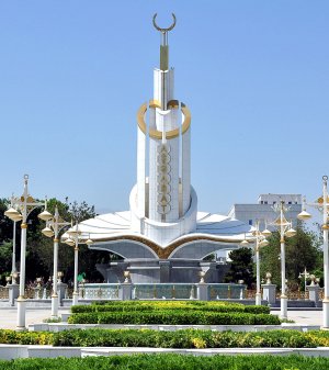 В Туркменистане 25 мая отметят День Ашхабада и Праздник туркменского ковра