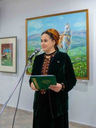 Alabaýlaryň merdanalygyna we owadanlygyna bagyşlanan sergiden fotosuratlar