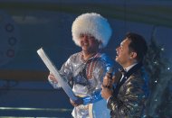 Fotoreportaž: Aşgabatda Olga Şultaýsyň we Osman Nowruzowyň konserti geçirildi