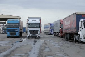Uzbekistan has increased fees for the entry of trucks from Turkmenistan