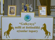 Фоторепортаж: в Аркадаге состоялось чествование конной группы «Галкыныш»