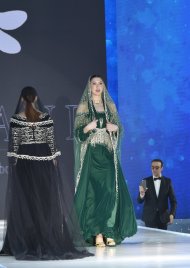 Dünýä modasy türkmen topragynda: Aşgabat halkara görkezişi kabul edýär