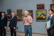 В Ашхабаде открылась персональная выставка художника-импрессиониста Шагылыча Атаева