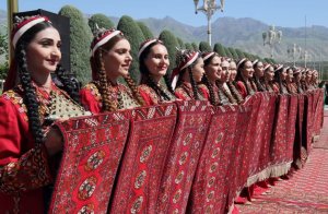 Ashgabat hosts forums in honor of Turkmen Carpet Festival