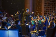 Aşgabatda Şarl Aznawuryň 100 ýyllygyna bagyşlanan baýramçylyk konserti geçirildi (FOTO)