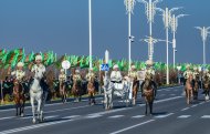 Фоторепортаж: в Аркадаге состоялось чествование конной группы «Галкыныш»