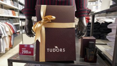 Guide of the men's clothing and accessories store - Tudors